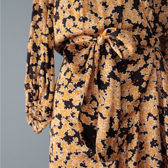 & Other Stories Floral Dress | Golden Flowers Wrap dress | belted designer dress - Picture 3 of 16